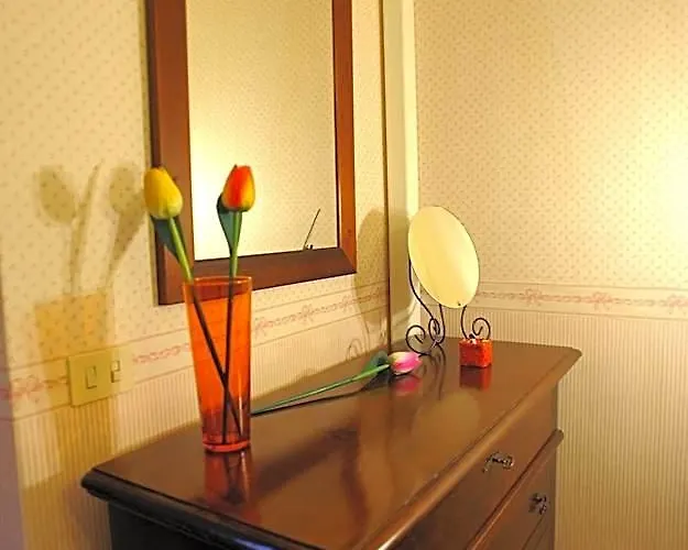 La Casa Romana Oda ve Kahvaltı 4*